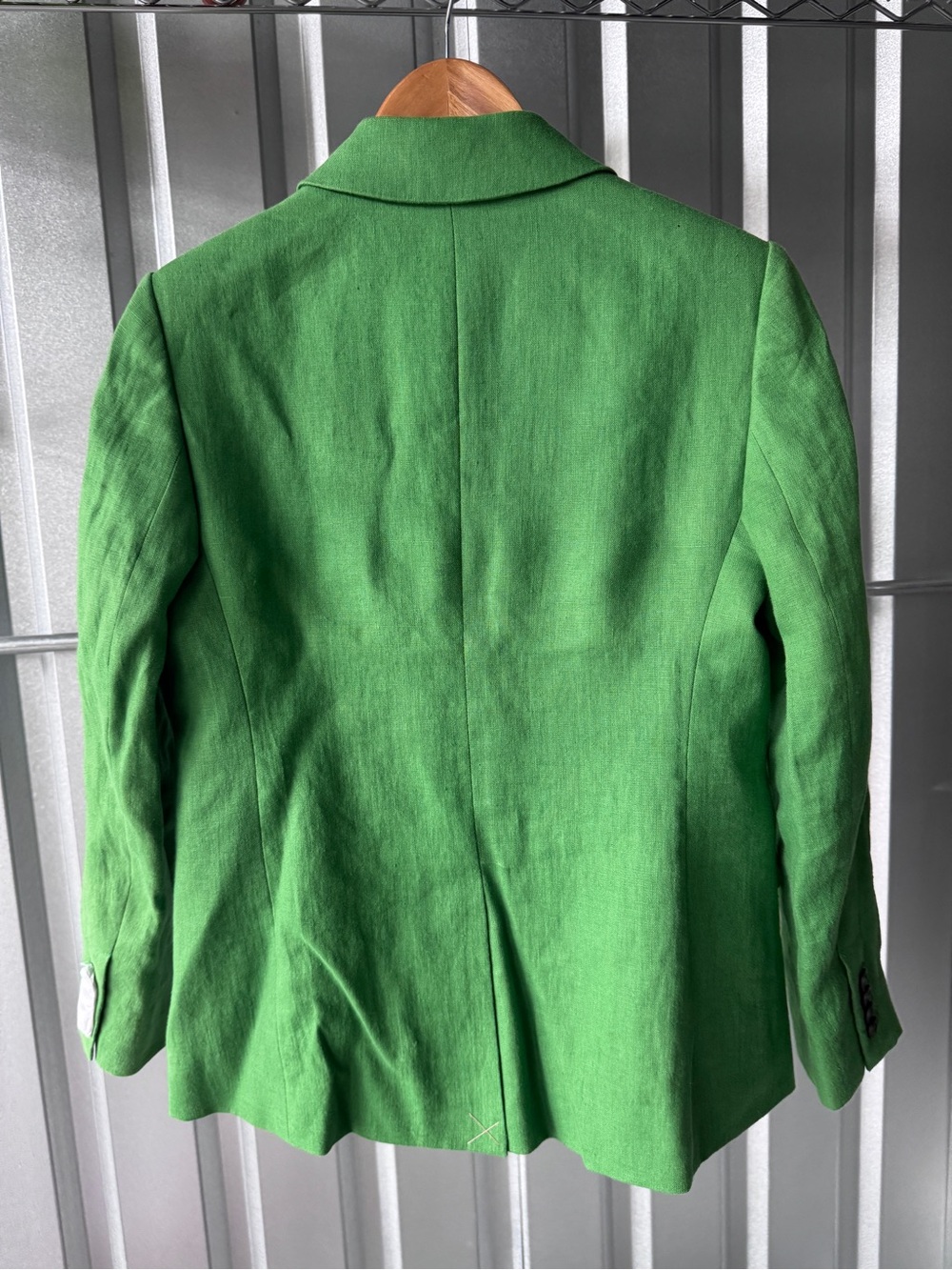 Boden Stamford Linen Blazer in Iguana Green - Picture 7 of 8